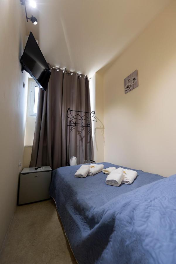 Pure Urban Bedboxes Acropolis Metro Petralona Apartment เอเธนส์ ภายนอก รูปภาพ